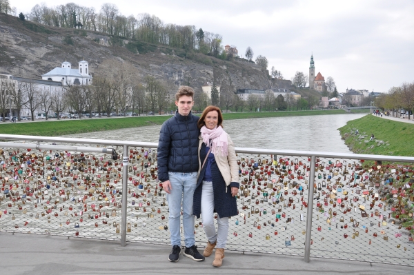 Liebesschlösser und Touristen