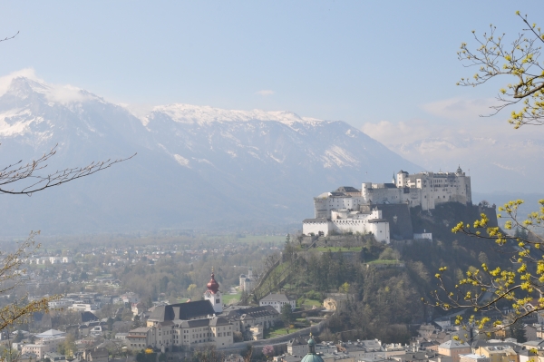 Festung und Berge