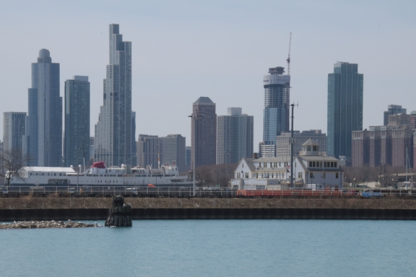 und vom Navy Pier betrachtet
