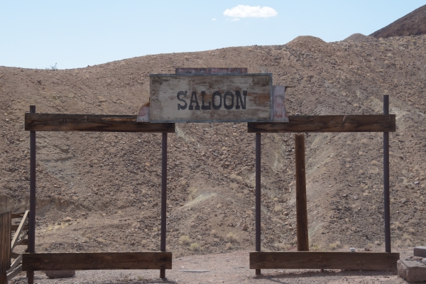 der Saloon lädt zum Absturz